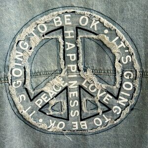 NWOT vintage Havana peace sign jean jacket